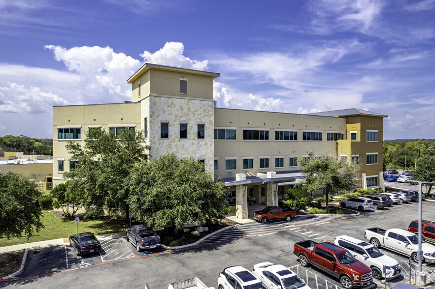 Primary Photo Of 134 Menger Springs, Boerne Medical For Lease