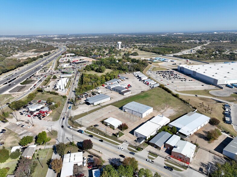More Photos Of 12709 Eastgate Dr, Balch Springs Industrial For Sale