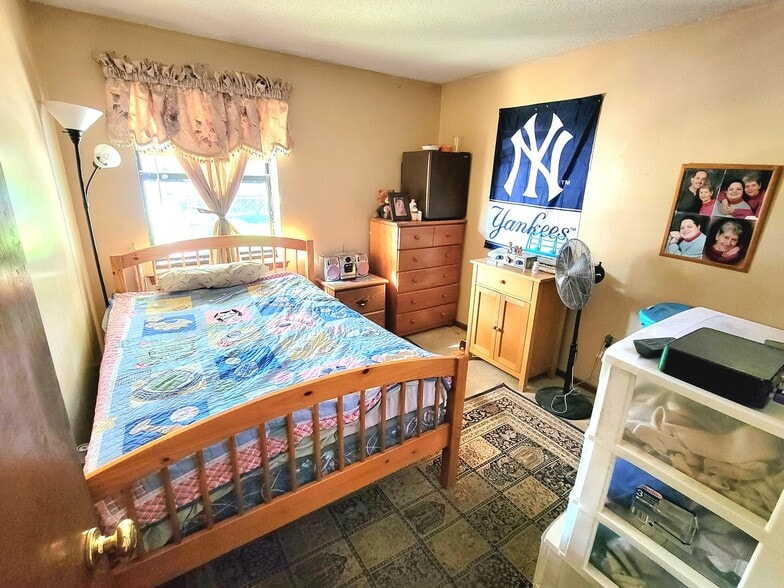 More Photos Of 270-276 Bellevue St, Hartford Apartments For Sale