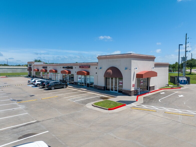 More Photos Of 17320 W Grand Pky S, Sugar Land Unknown For Lease