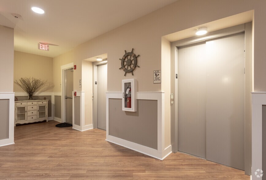 More Photos Of 7205-7215 Wrightsville Ave, Wilmington Apartments For Lease