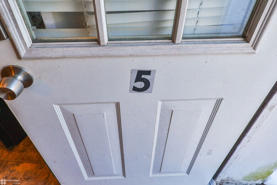 More Photos Of 38 W Central Ave, Bangor Apartments For Sale