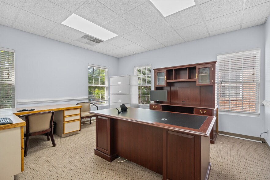 More Photos Of 3447 Pelham Rd, Greenville Office For Lease