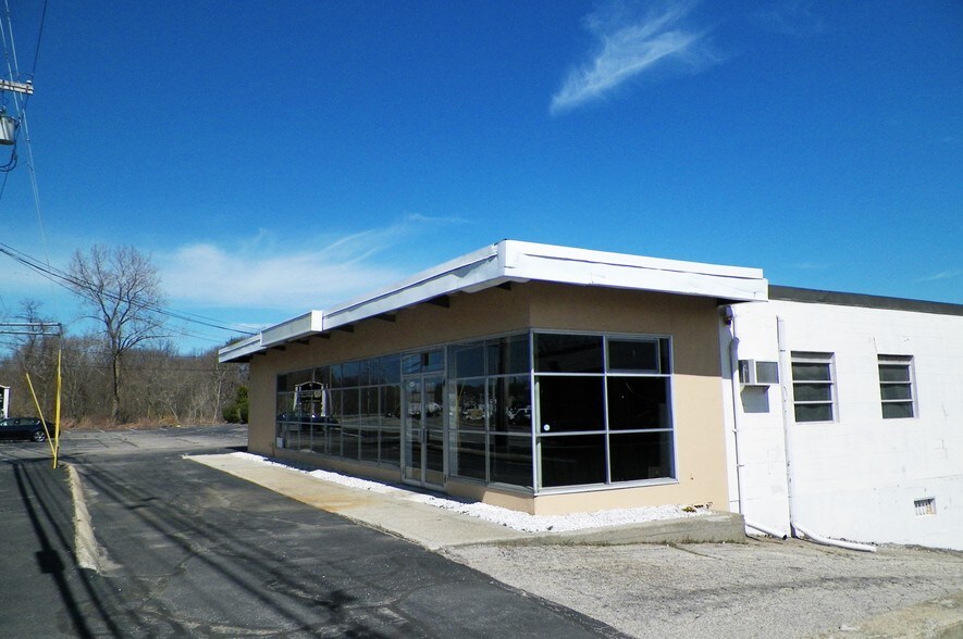 More Photos Of 555 Atwood Ave, Cranston Unknown For Sale