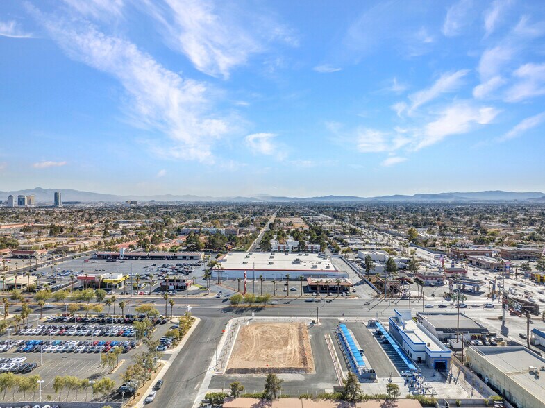 More Photos Of 5950 W Sahara Ave, Las Vegas Land For Lease
