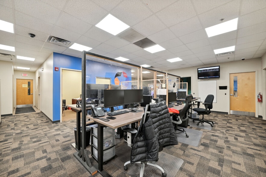 More Photos Of 11 Cotters Ln, East Brunswick Warehouse For Sale