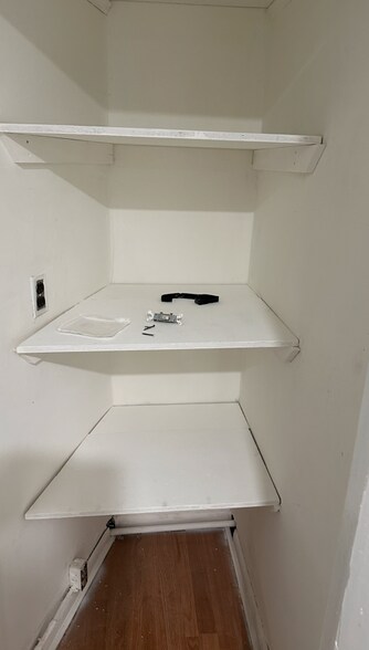 More Photos Of 15009 89th St, Howard Beach Office Residential For Lease