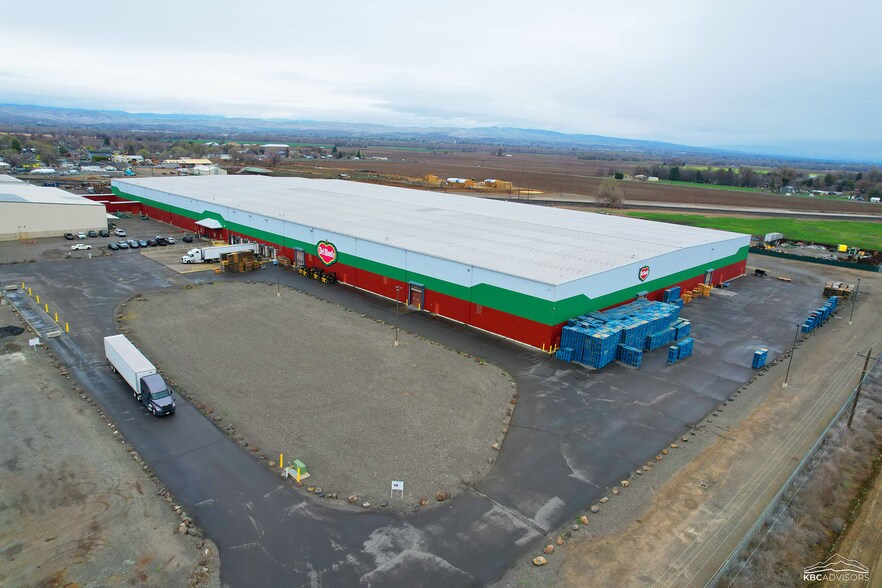 Primary Photo Of 49 E 3rd Ave, Toppenish Food Processing For Lease