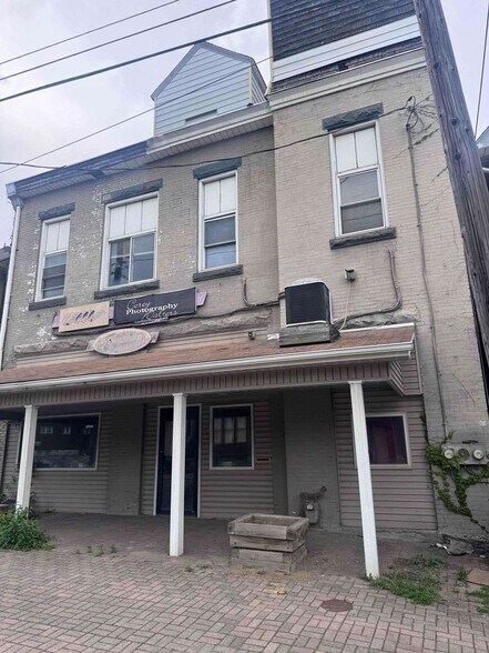 More Photos Of , Johnstown General Retail For Sale