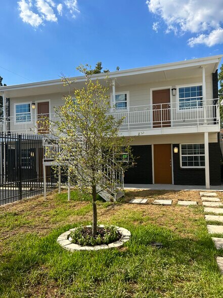 More Photos Of 1824 Thonig Rd, Houston Apartments For Sale