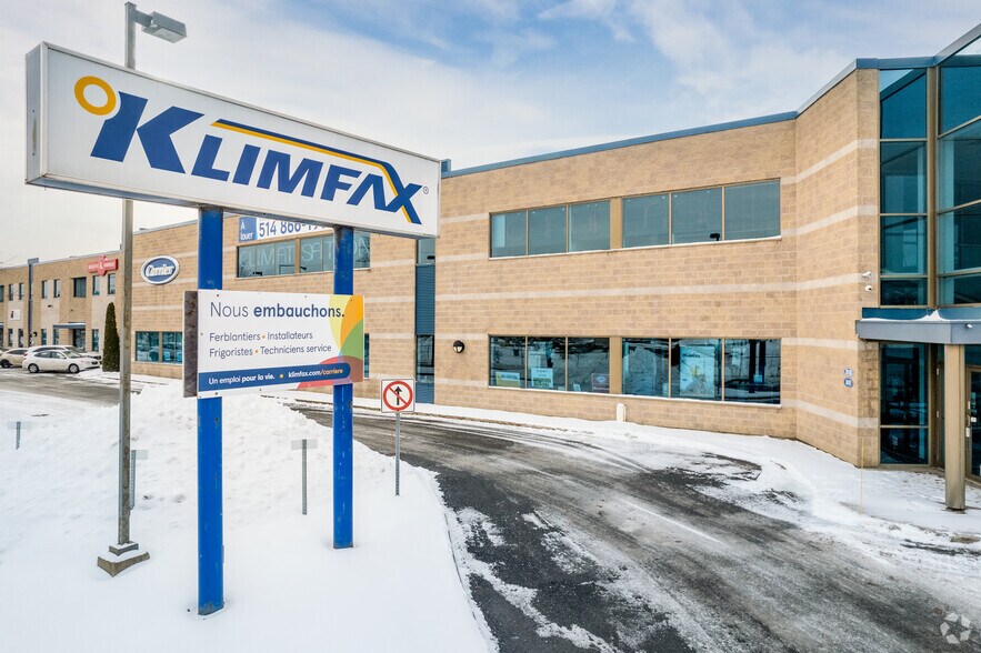 More Photos Of 800-860 Rue Jean-Neveu, Longueuil Light Distribution For Lease