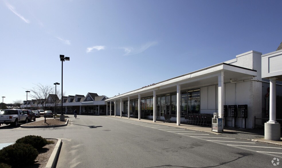 More Photos Of 1068-1078 Route 28, South Yarmouth Freestanding For Lease