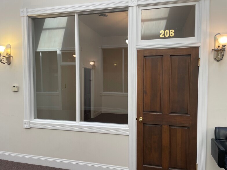 More Photos Of 226-228 S Union Ave, Pueblo Storefront Retail Office For Lease