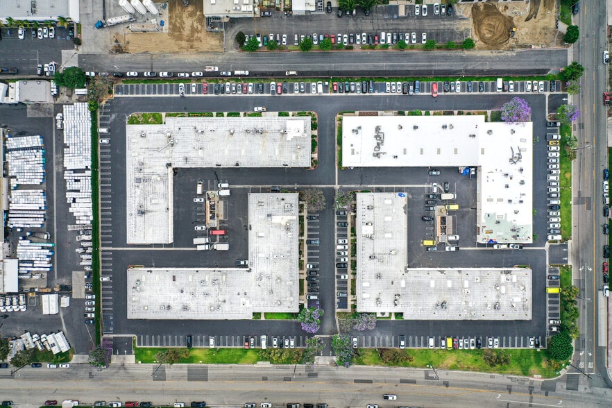 More Photos Of 1240 N Jefferson St, Anaheim Warehouse For Sale