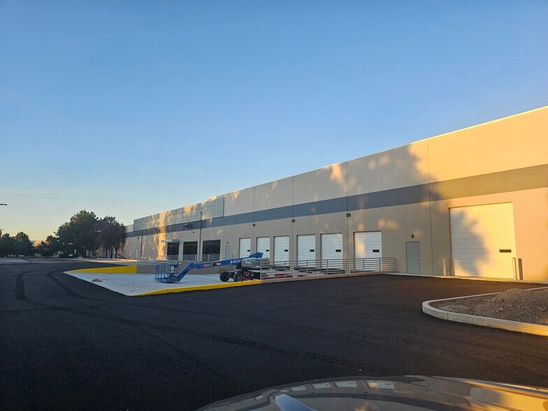 Primary Photo Of 4910-4990 Longley Ln, Reno Distribution For Lease