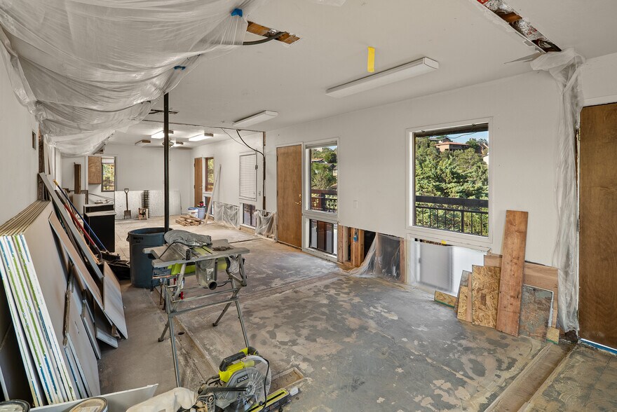 More Photos Of 450 Jordan Rd, Sedona Office Residential For Sale