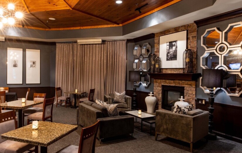 More Photos Of 3529 Pinnacle Hills Pky, Rogers Restaurant For Lease