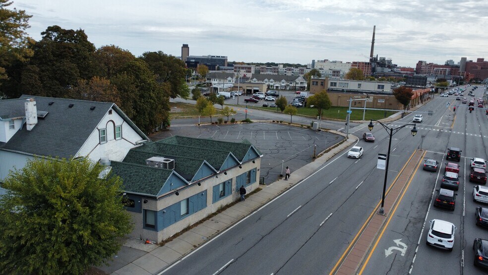 More Photos Of 534 W Ridge Rd, Rochester Restaurant For Sale