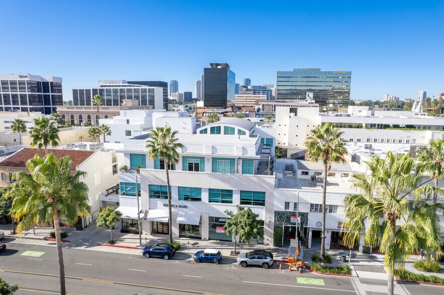 More Photos Of 423-427 N Beverly Dr, Beverly Hills Office For Lease