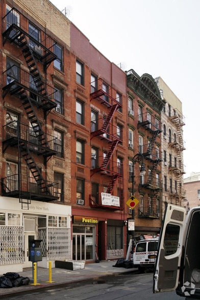 More Photos Of 168 Ludlow St, New York Apartments For Lease