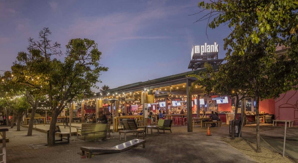 More Photos Of 283 4th St, Oakland Loft Creative Space For Sale