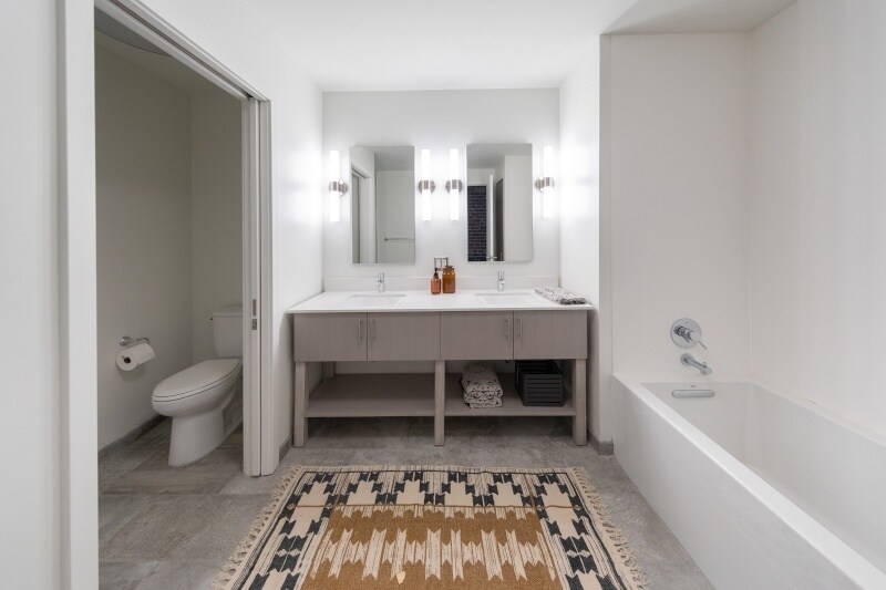 More Photos Of 1700 W Fort St, Detroit Apartments For Lease