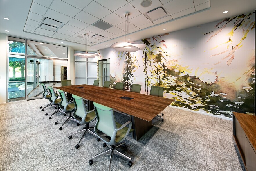 More Photos Of 6361 Walker Ln, Alexandria Office For Lease