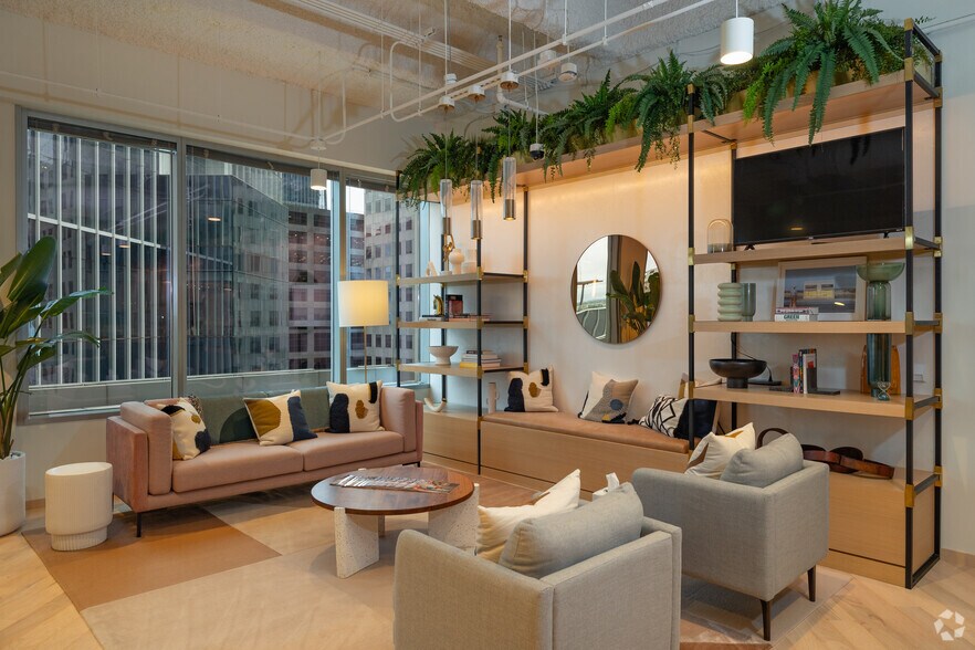 More Photos Of 717 Texas Ave, Houston Office For Lease