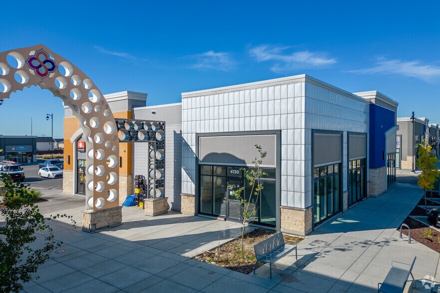 More Photos Of 5850 88 Ave NE, Calgary Storefront For Lease