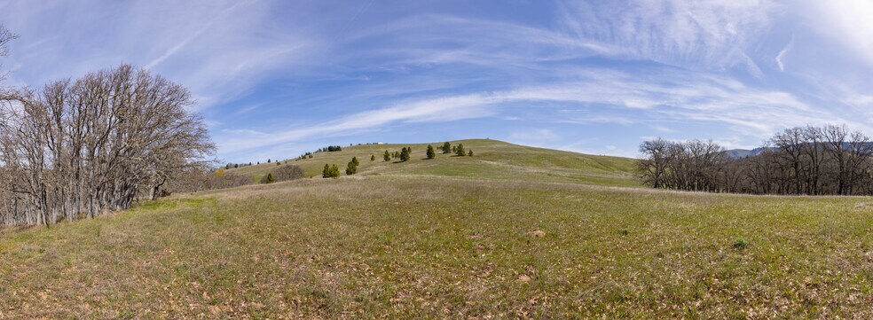 More Photos Of 60 Hartwig Road, Lyle Land For Sale