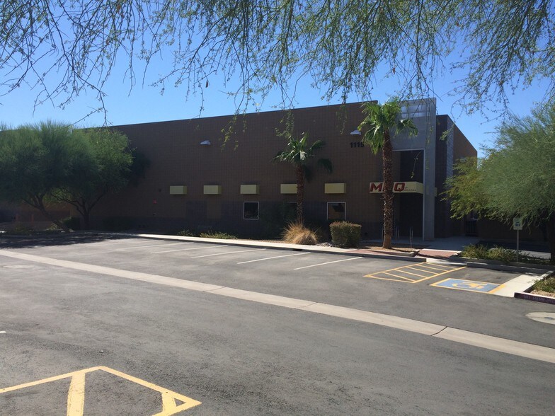 More Photos Of 1115 W Fairmont Dr, Tempe Warehouse For Lease