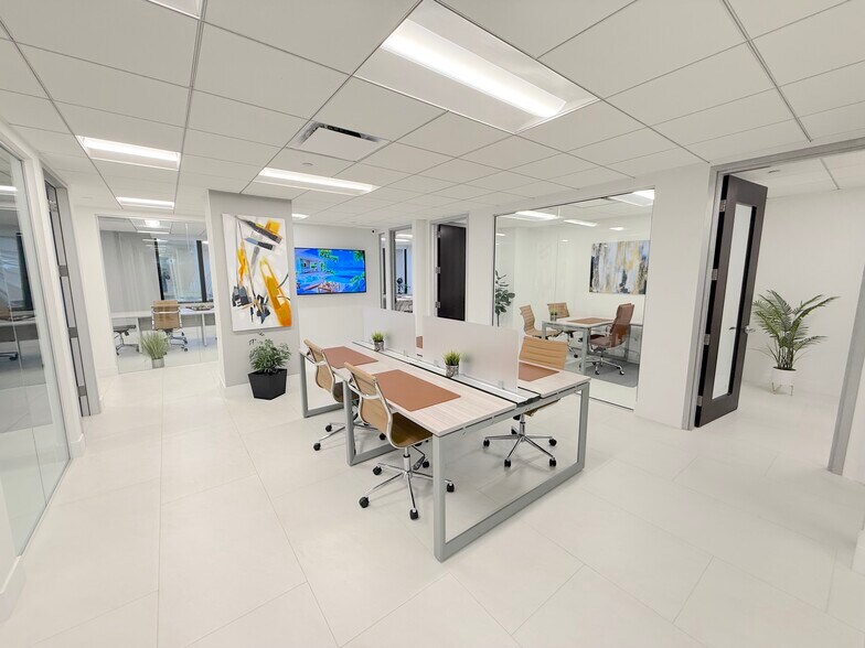 More Photos Of 1000 Brickell Ave, Miami Office For Lease