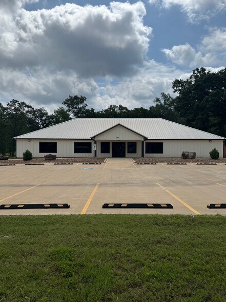Primary Photo Of 5101 FM 58, Lufkin Religious Facility For Sale