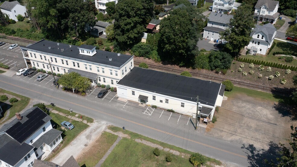 More Photos Of 45 West St, New Milford Light Manufacturing For Sale