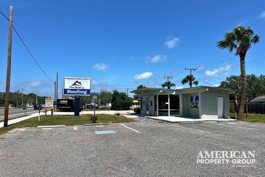 More Photos Of 240 N Tamiami Trl, Osprey Freestanding For Sale