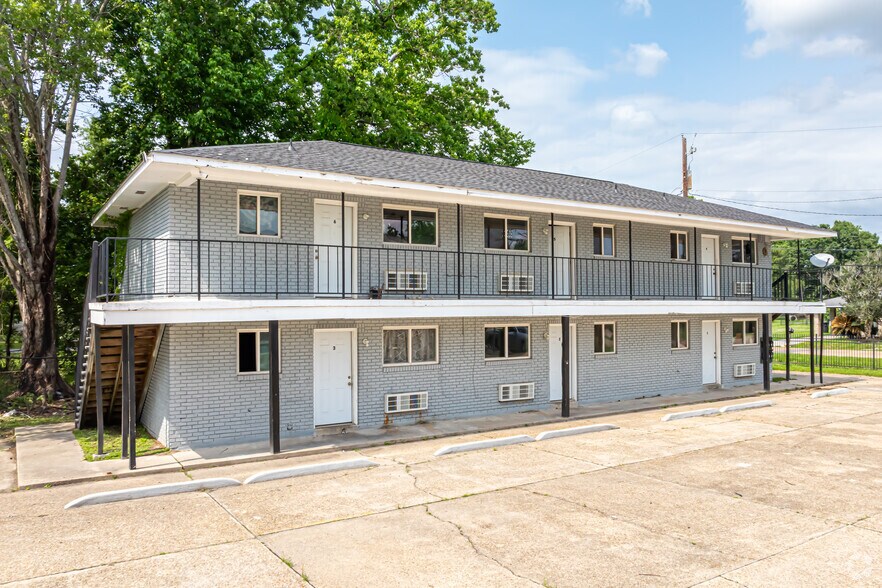 Primary Photo Of 10025-10037 Avenue H, Baton Rouge Apartments For Sale