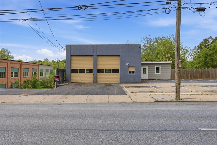 Primary Photo Of 542 South Prince St, Lancaster Auto Repair For Sale
