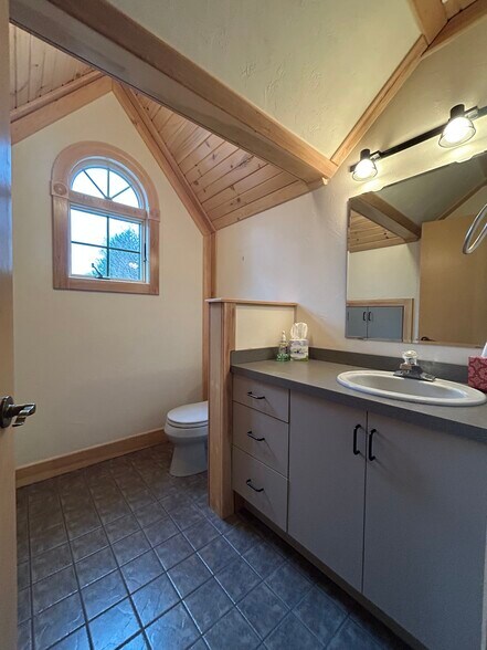 More Photos Of 310 S Burrowes St, State College Office Residential For Lease