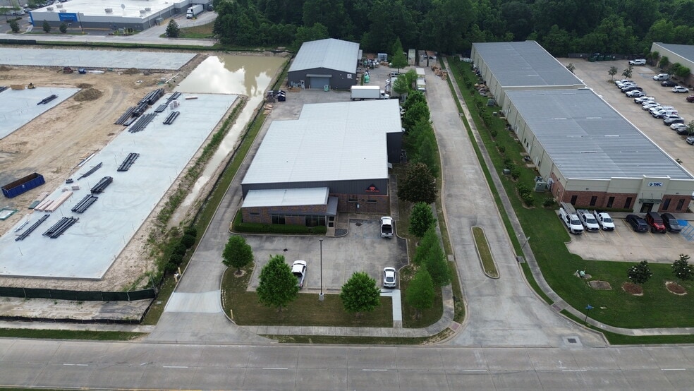 More Photos Of 4515 Sherwood Common Blvd, Baton Rouge Industrial For Lease
