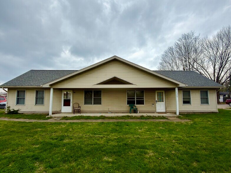 Primary Photo Of 7540 IN-252, Edinburgh Apartments For Sale