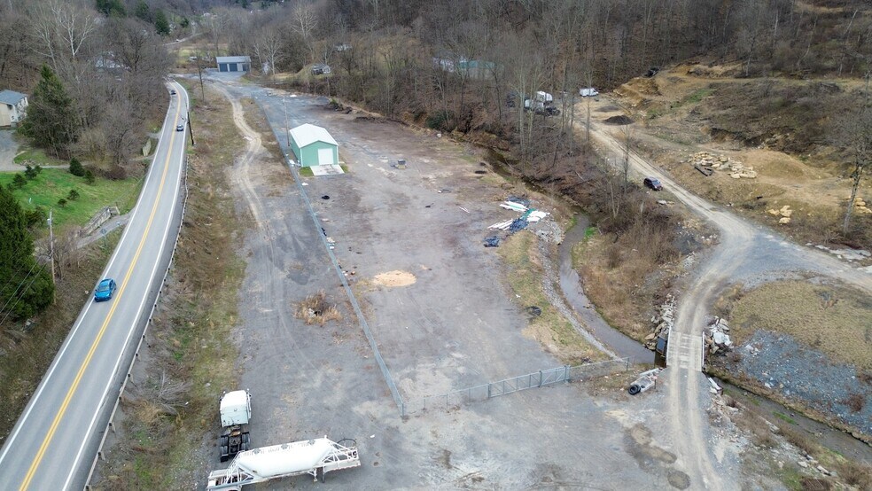 More Photos Of 469 Mason Dixon Hwy, Morgantown Distribution For Lease