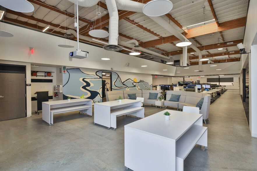 More Photos Of 417 E Huntington Dr, Monrovia Research And Development For Lease