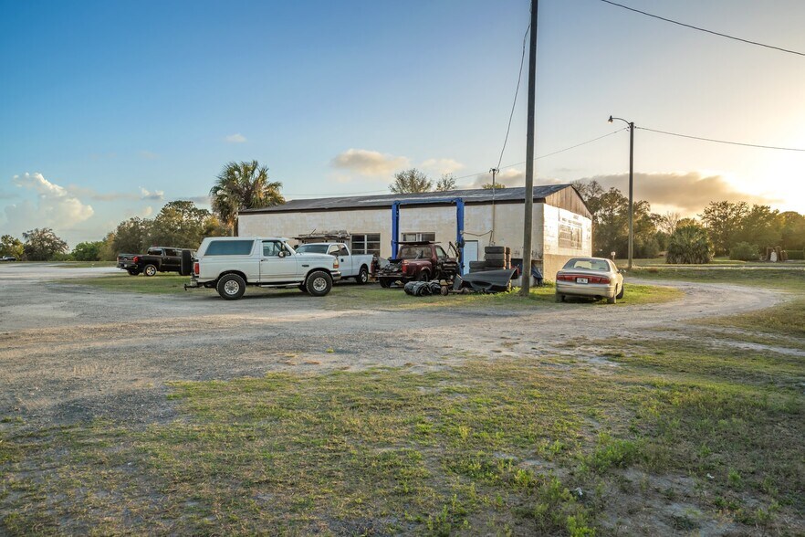 More Photos Of 3109 S Florida Ave, Inverness General Retail For Sale