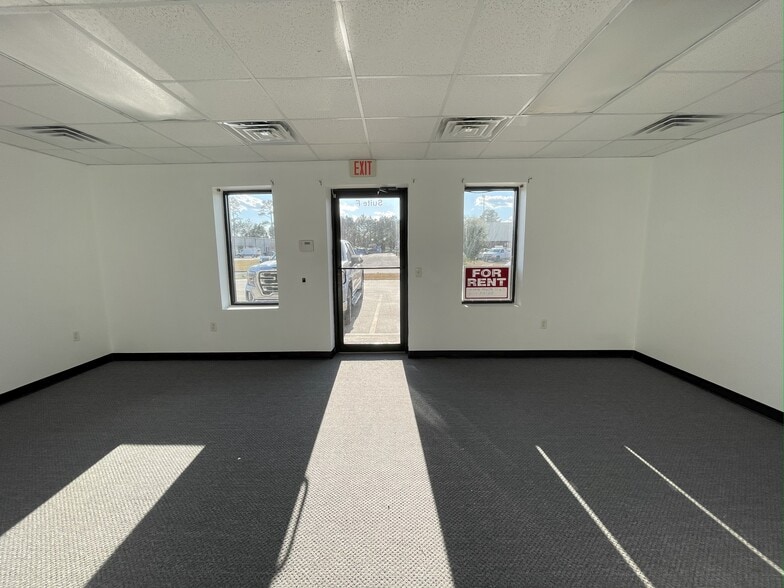 More Photos Of 78 Columbia Dr, Pooler Light Manufacturing For Lease