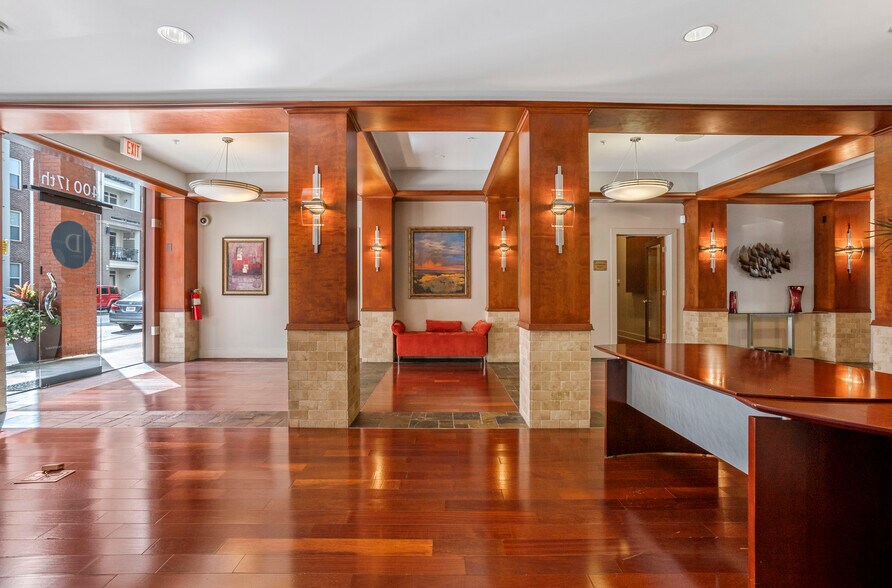 More Photos Of 400 17th St NW, Atlanta Apartments For Lease