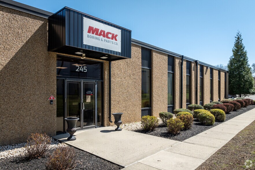 More Photos Of 245 Belmont Dr, Somerset Warehouse For Lease