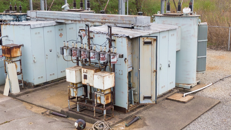 More Photos Of 2800 E Dunes Hwy, Gary Warehouse For Lease