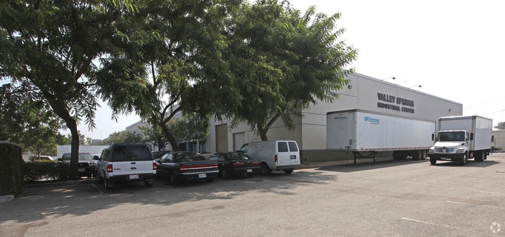 More Photos Of 168 Mason Way, City Of Industry Warehouse For Lease