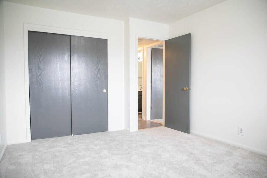 More Photos Of 4206 Frances St, Omaha Apartments For Sale