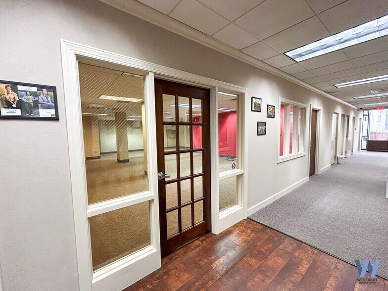 More Photos Of 1237 1st Ave, Columbus Office For Lease